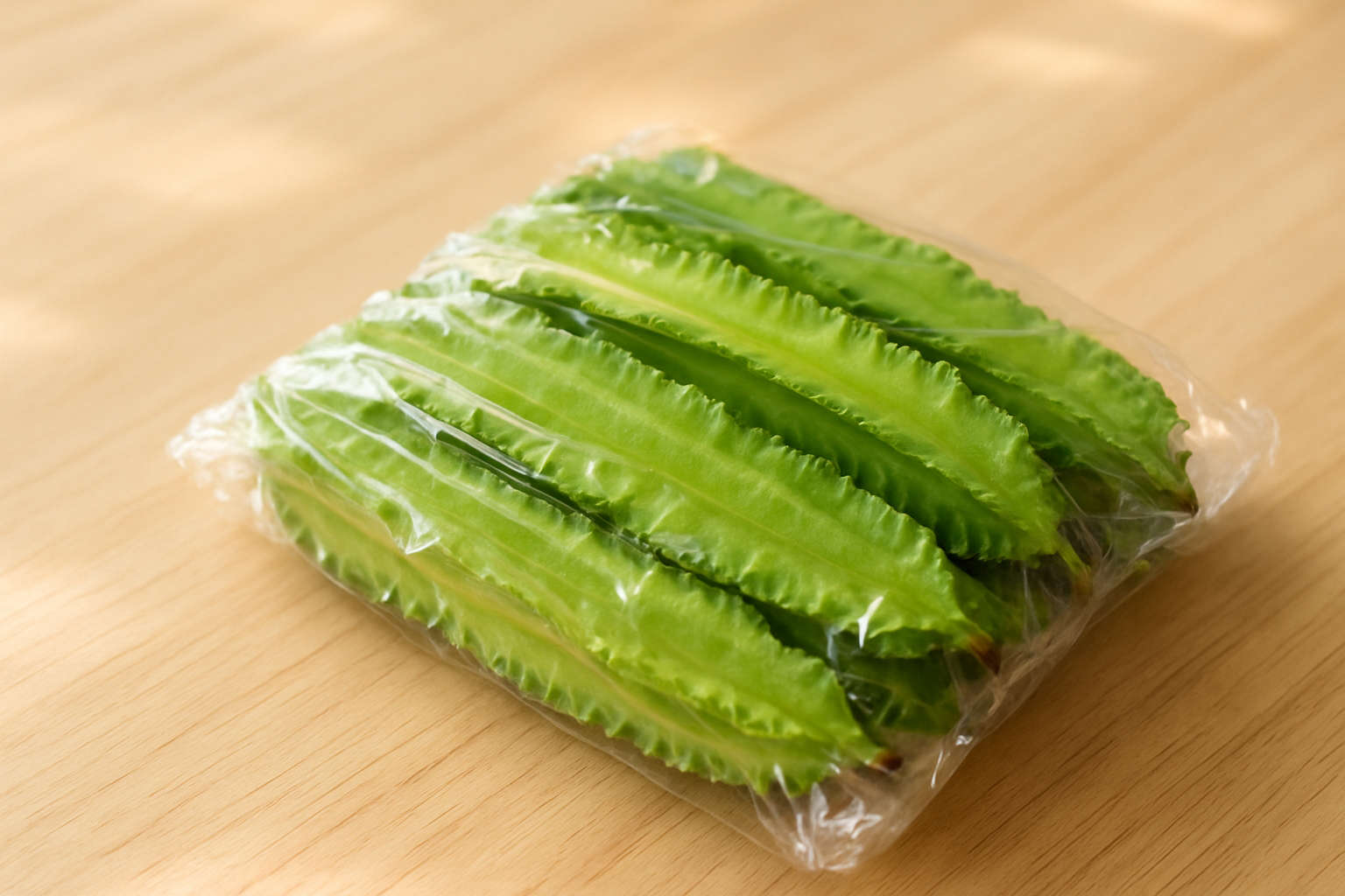 四角豆の保存方法イメージ（ラップに包んだ状態）